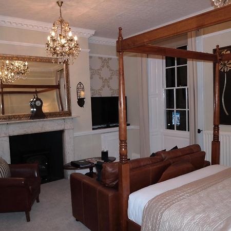White Linen Whitby, Room Only Ngoại thất bức ảnh