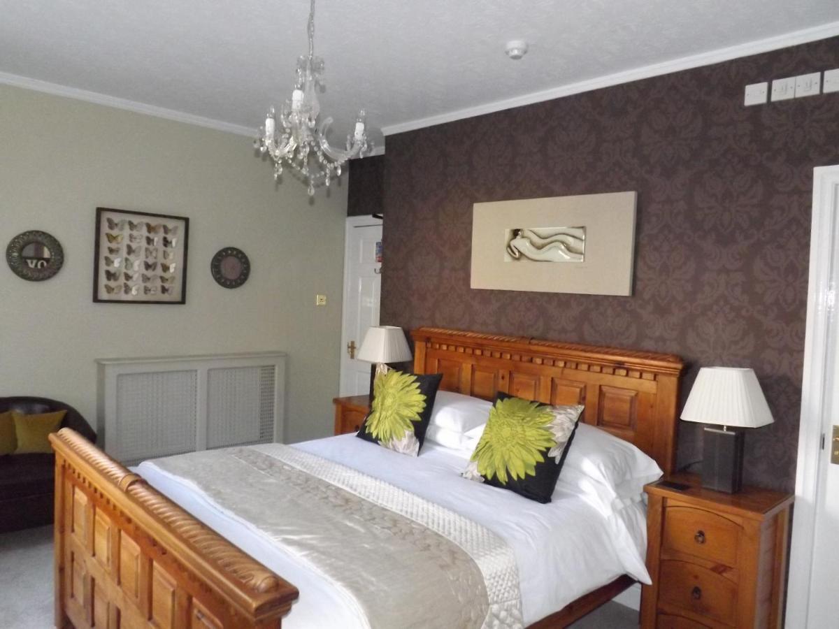 White Linen Whitby, Room Only Ngoại thất bức ảnh
