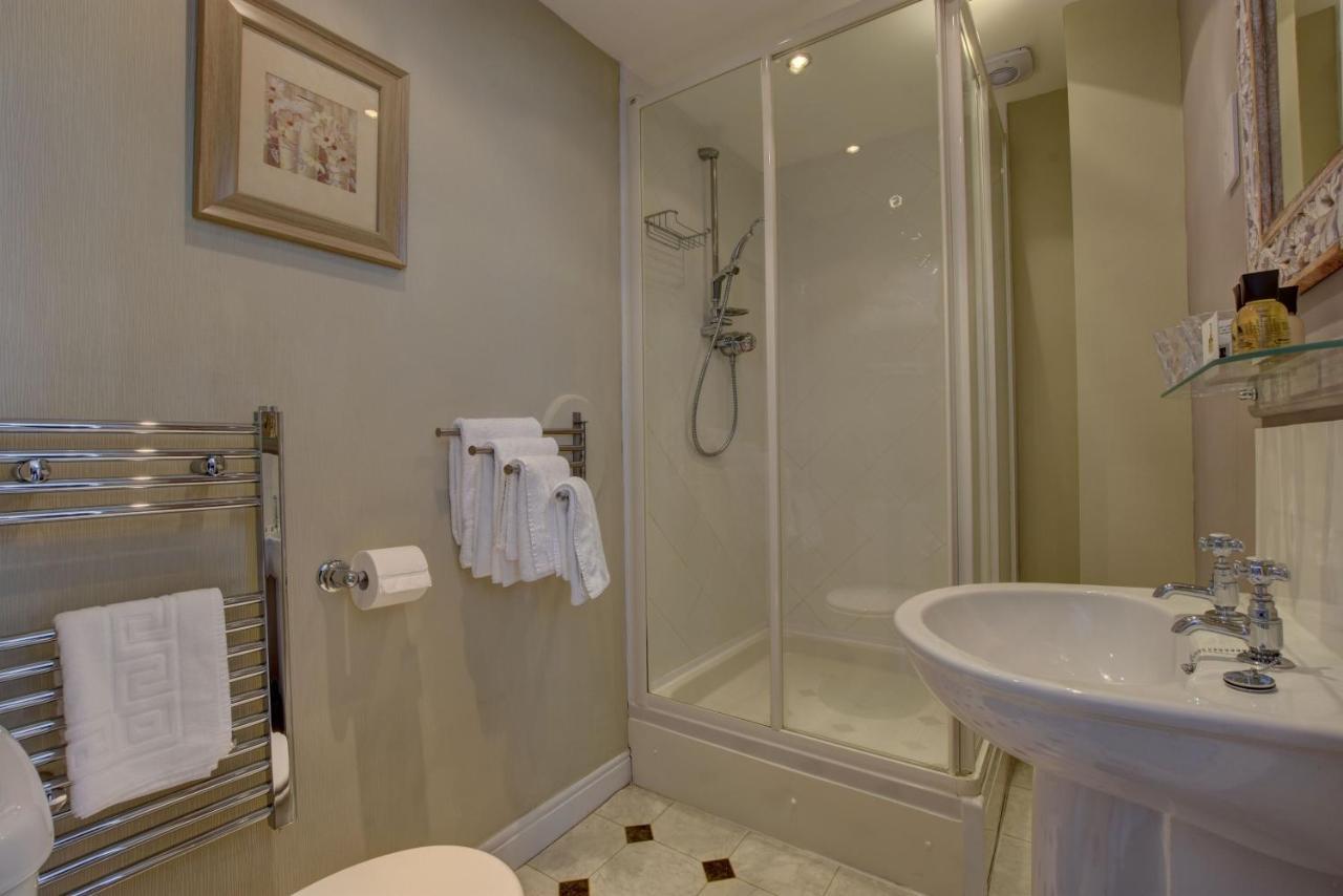 White Linen Whitby, Room Only Ngoại thất bức ảnh
