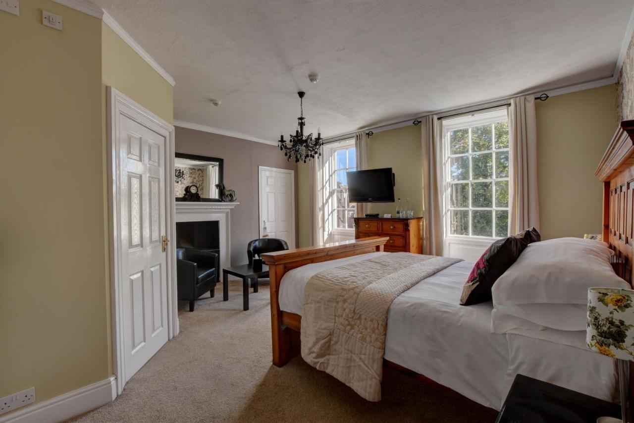 White Linen Whitby, Room Only Ngoại thất bức ảnh